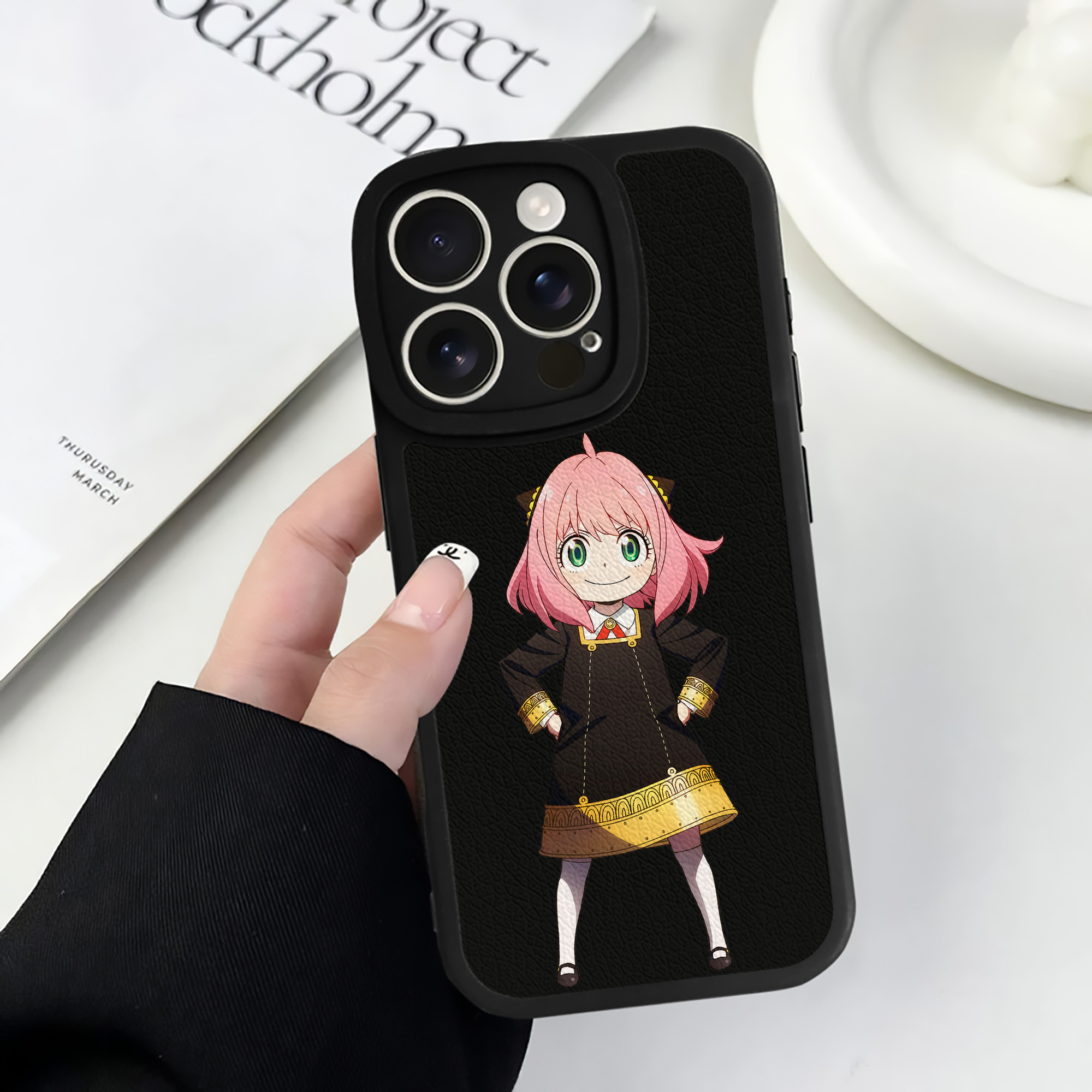 （画像用） SPY×FAMILY间谍家家酒 【iPhone 16シリーズ対応】シリコンスマホケース（レザー調） 材質：シリコン